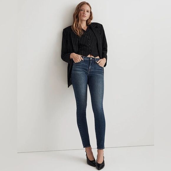 NWOT Madewell Petite Mid-Rise Skinny Jeans in Ravine Wash nn773 size 24 - Picture 2 of 10